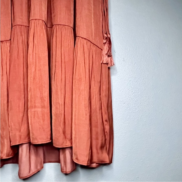 Elie Tahari Lantern Midi Dress - Picture 10 of 13